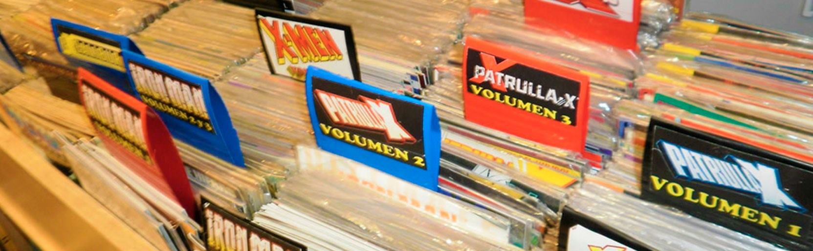 Filas de comics en Mundo Fantasía España